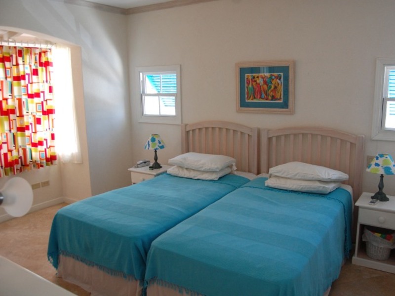 2 Bed Apartment/Condo For Sale in Maxwell Barbados